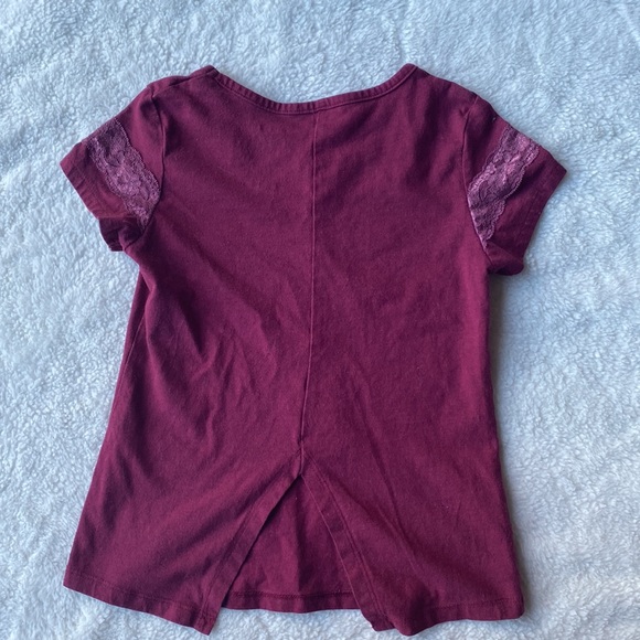 Girls tshirt - Picture 2 of 3